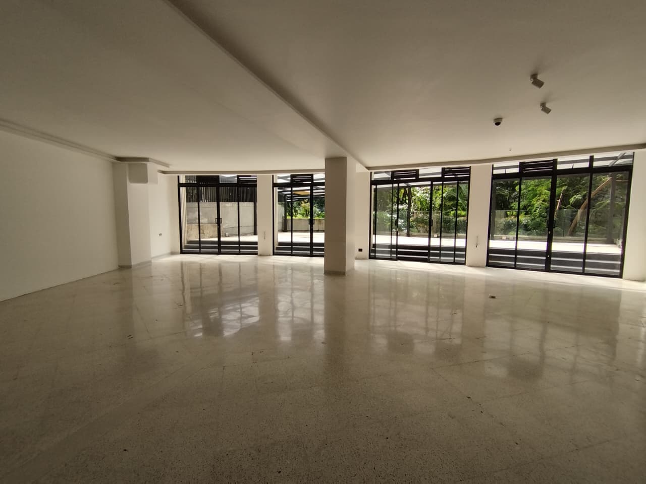 Local en arriendo en Milla De Oro, El Poblado, Medellín — foto 4 de 15