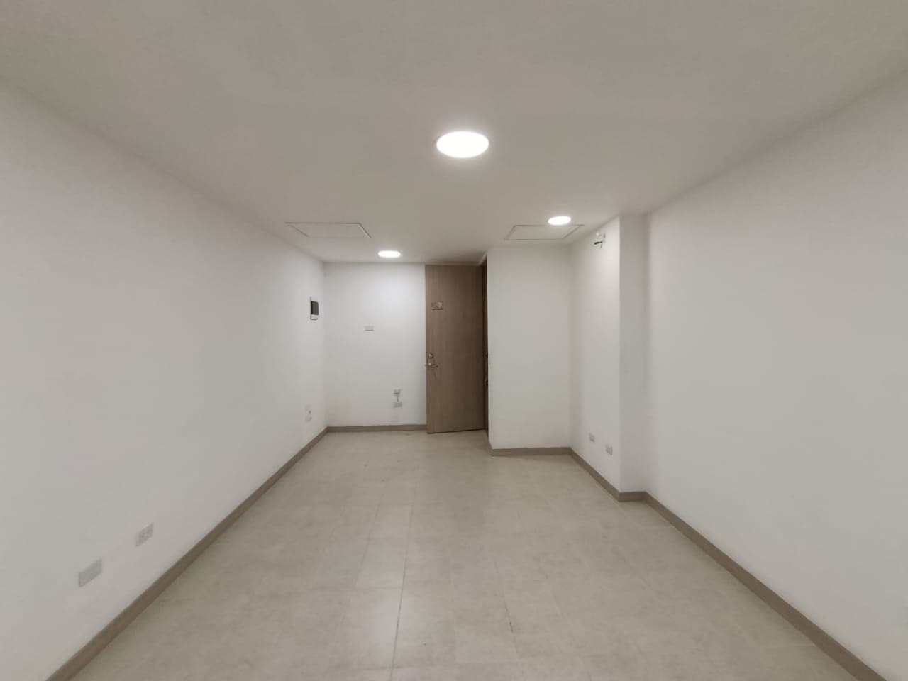 Oficina en arriendo en Estadio, Laureles, Medellín — foto 4 de 7