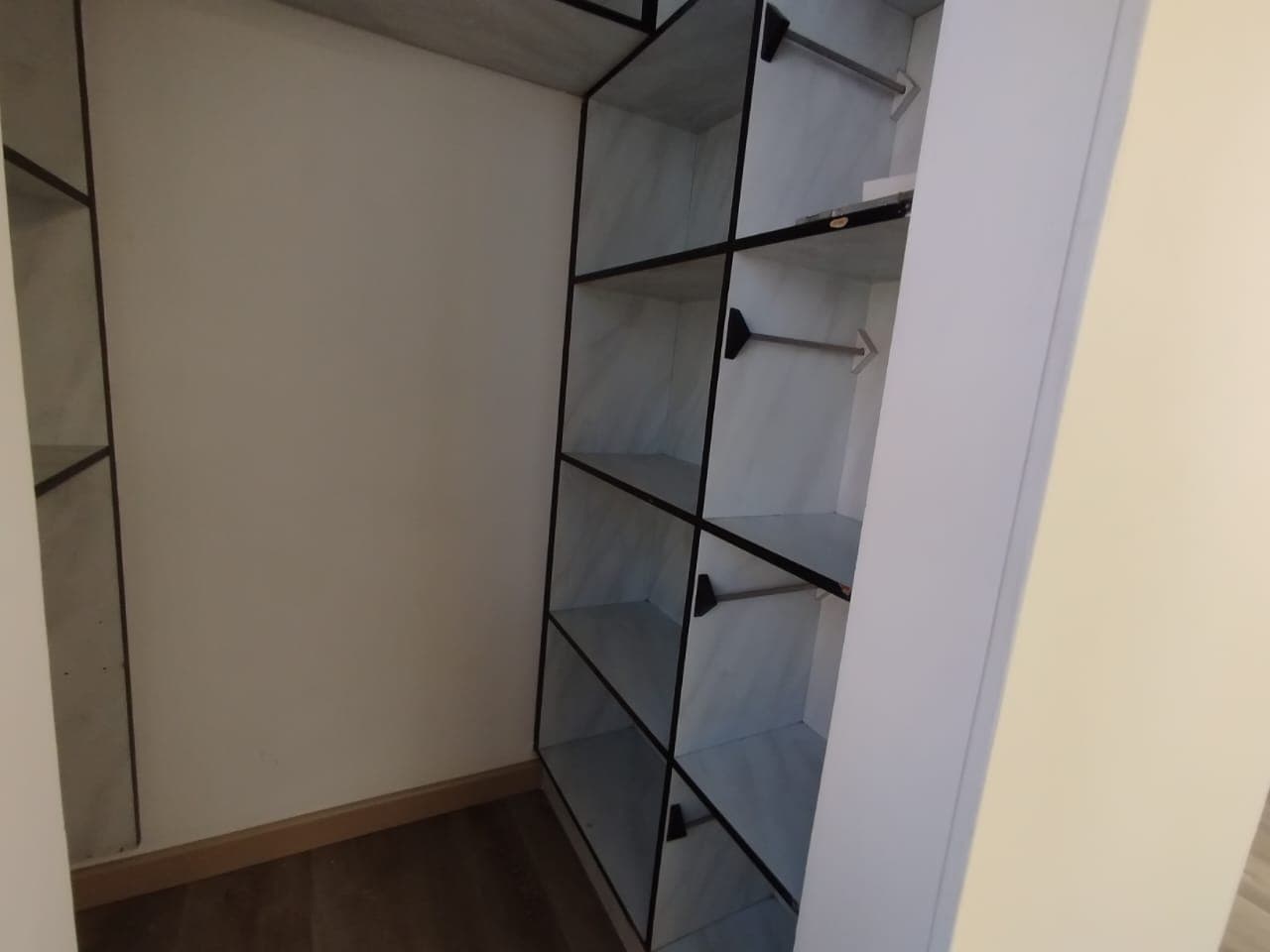 Oficina en arriendo en El Poblado, Medellín — foto 4 de 11
