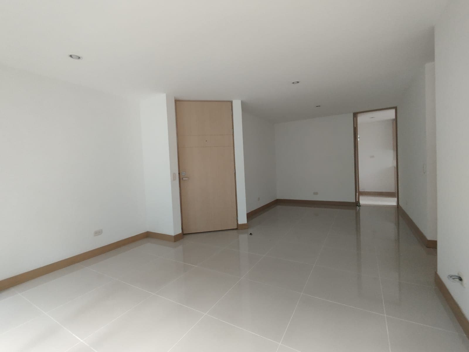 Apartamento en arriendo en Camino Verde, Envigado — foto 2 de 16