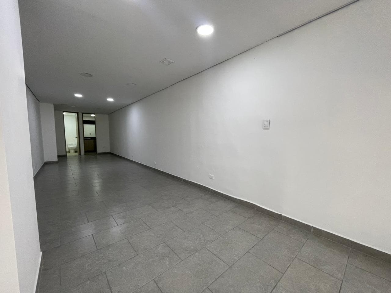 Local en arriendo en Granada, Belen, Medellín — foto 5 de 13
