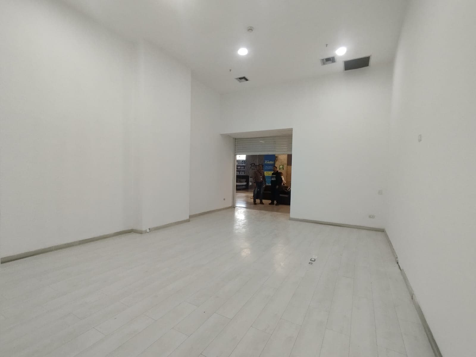 Local en arriendo en El Chagualo, Centro, Medellín — foto 5 de 13