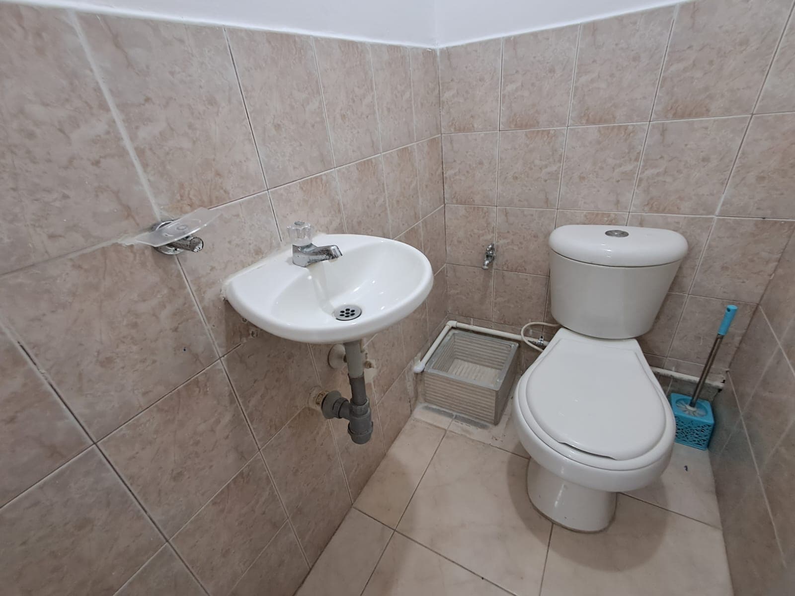 Oficina en arriendo en Suramericana, Laureles, Medellín — foto 3 de 19
