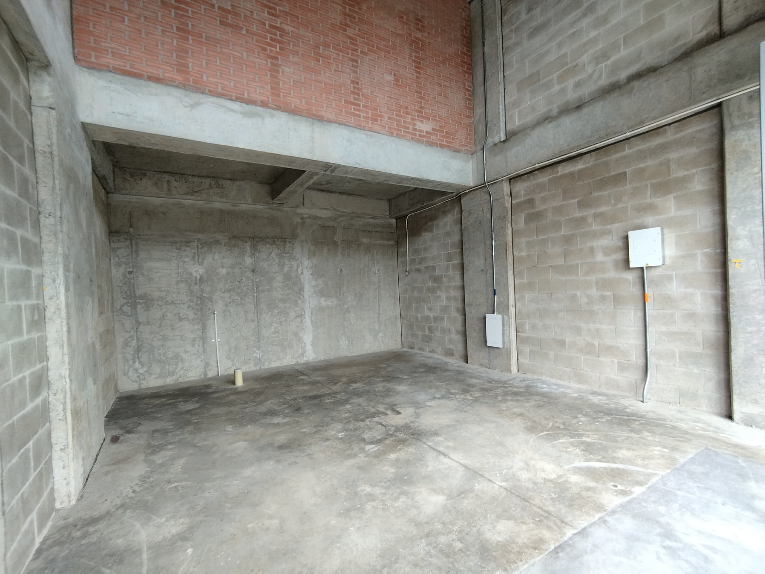 Local en arriendo en Rionegro — foto 2 de 8
