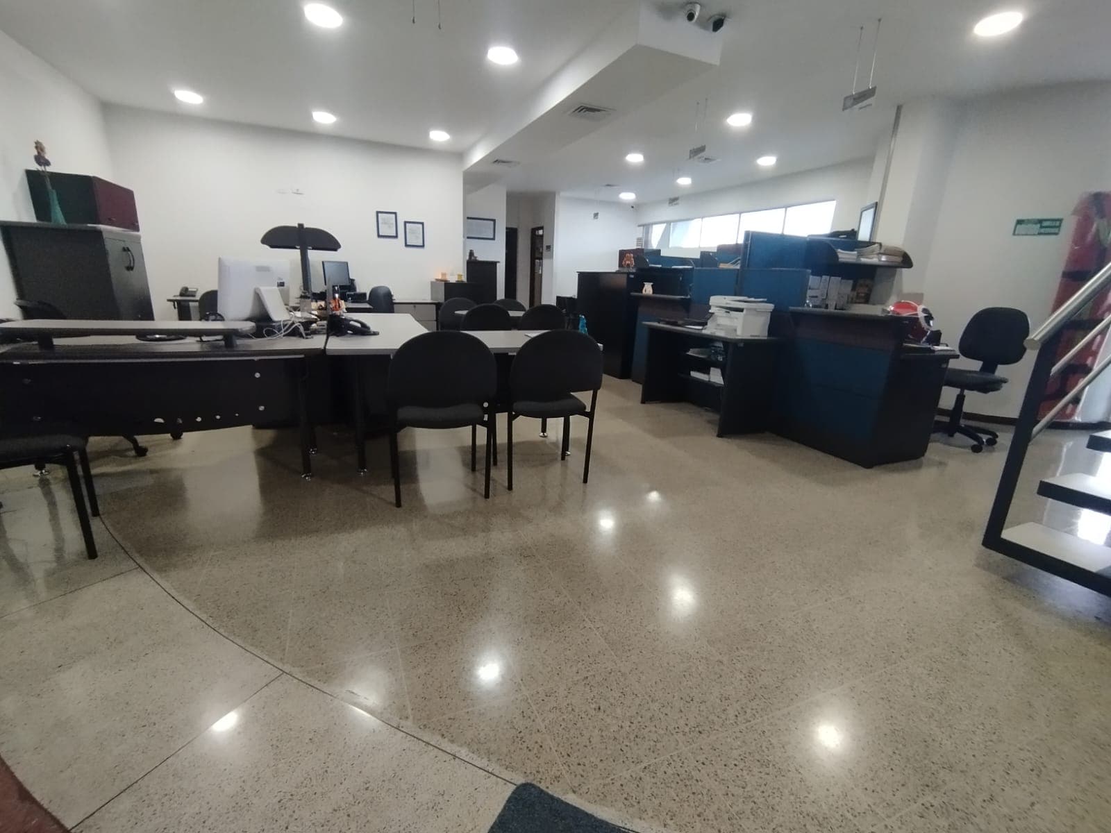 Local en arriendo en Guayabal, Medellín — foto 1 de 20