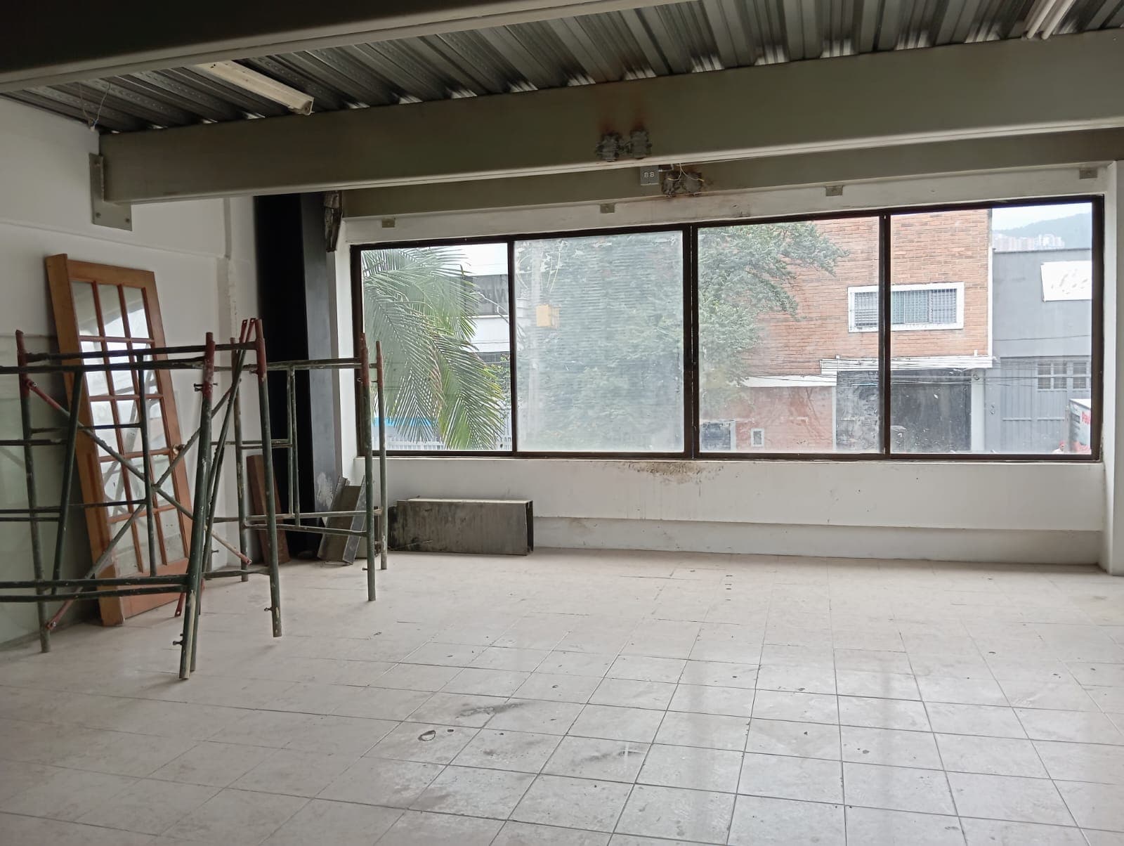Local en arriendo en Trinidad, Guayabal, Medellín — foto 2 de 15