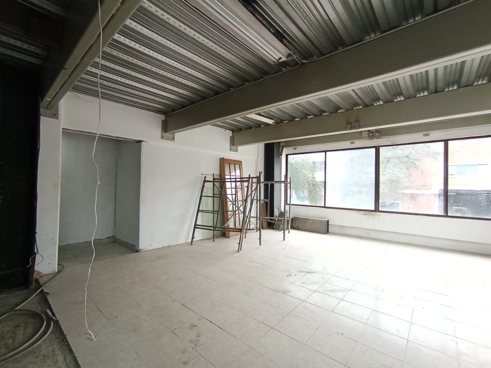 Local en arriendo en Trinidad, Guayabal, Medellín — foto 3 de 15
