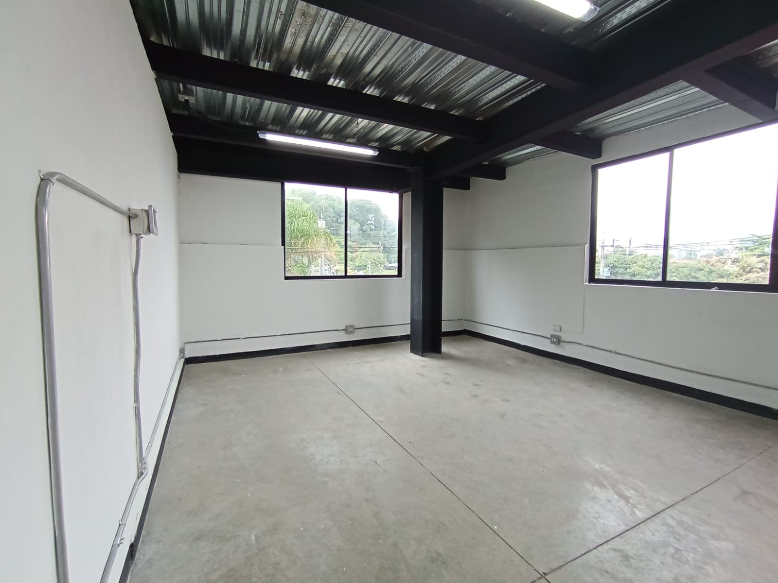 Local en arriendo en Trinidad, Guayabal, Medellín — foto 5 de 10