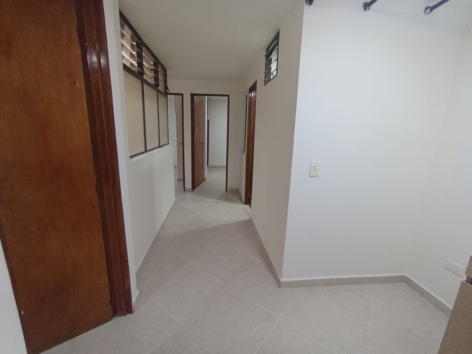 Apartamento en arriendo en Asturias, Itagui — foto 4 de 13