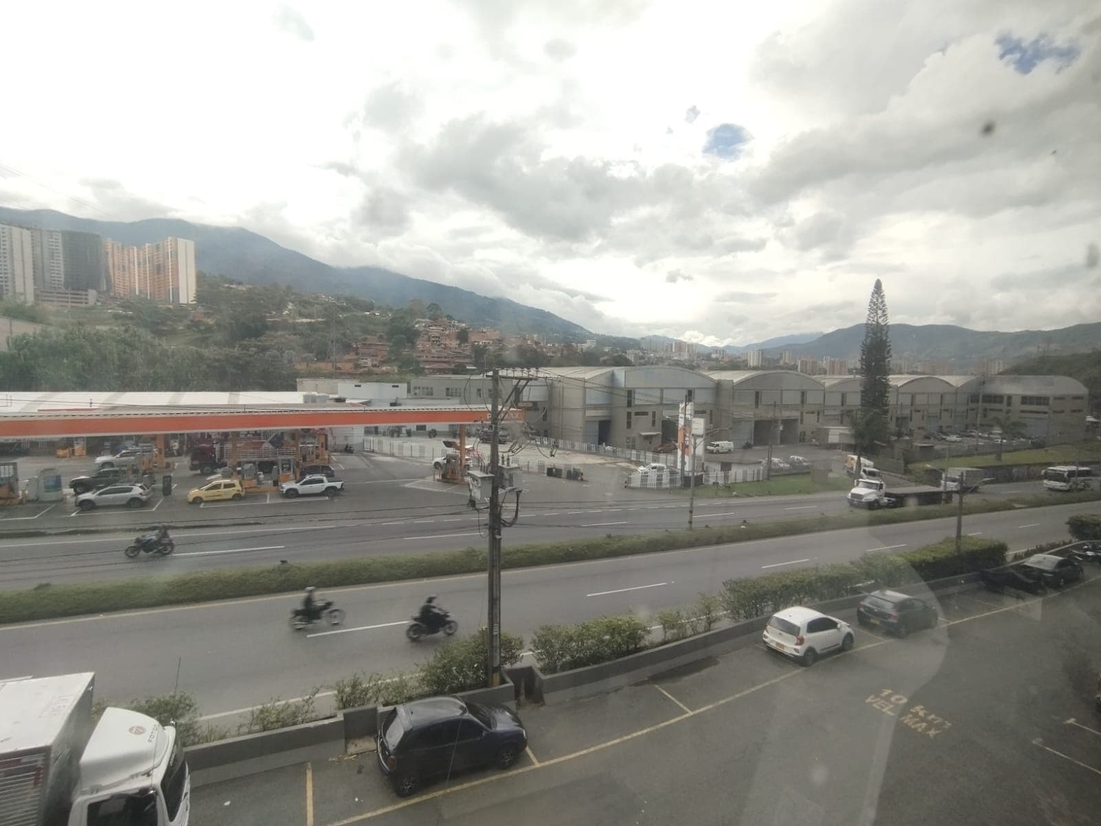 Bodega en arriendo en La Estrella — foto 1 de 18