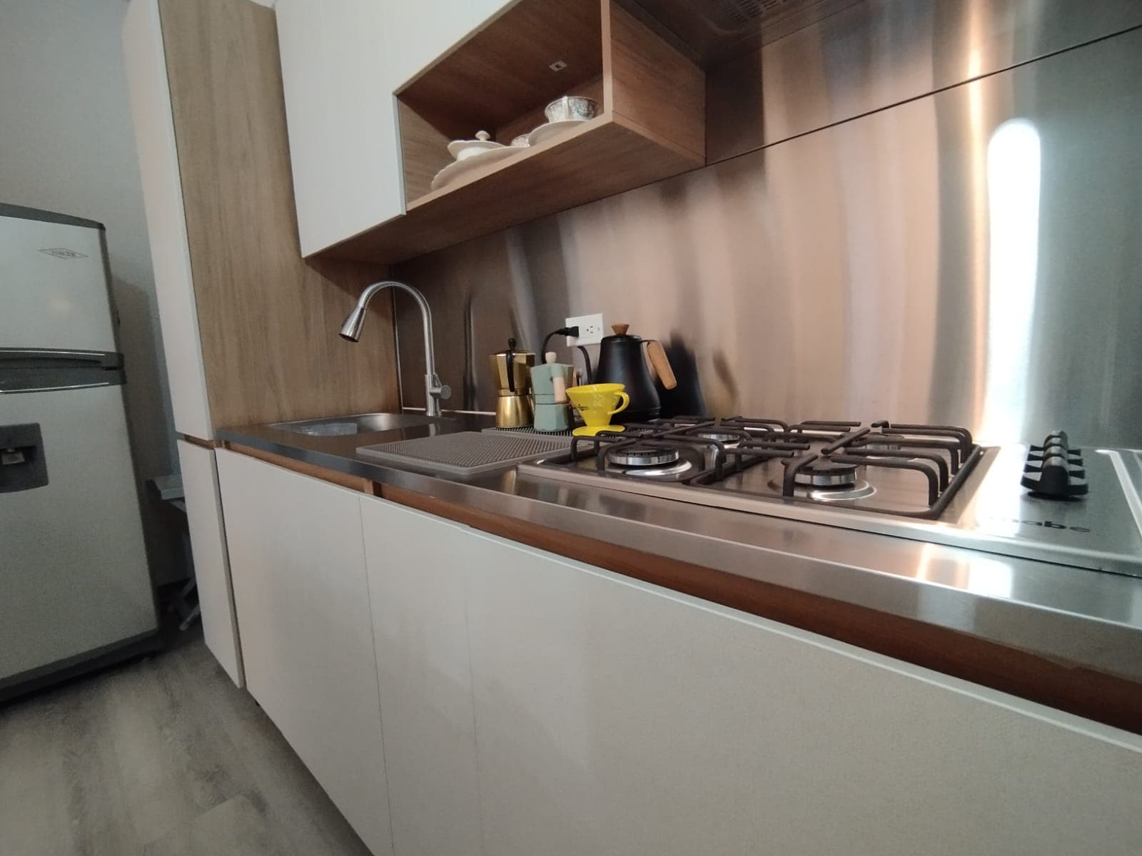 Apartamento en arriendo en Ciudad del Rio, El Poblado, Medellín — foto 2 de 19