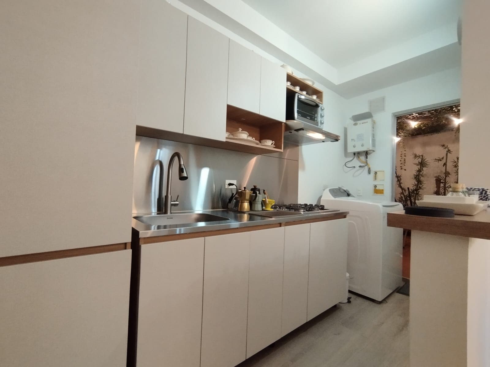 Apartamento en arriendo en Ciudad del Rio, El Poblado, Medellín — foto 3 de 19