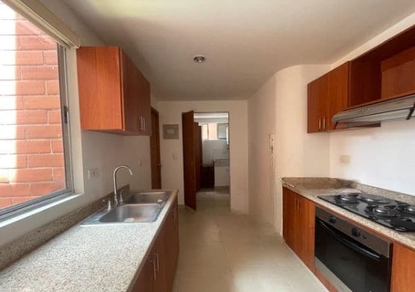 Apartamento en arriendo en Laureles, Medellín — foto 1 de 19