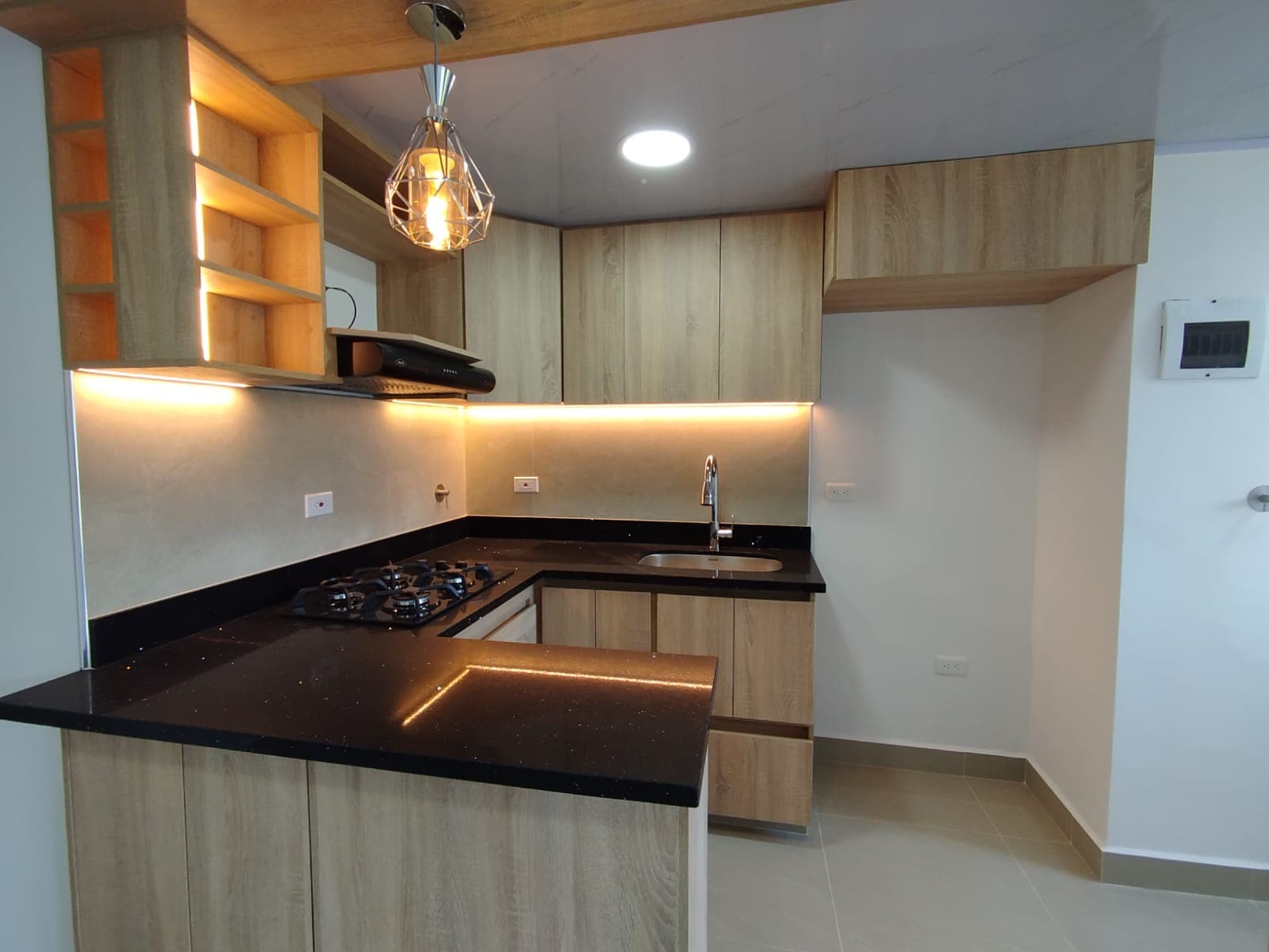 Apartamento en arriendo en Vereda San José Sabaneta — foto 1 de 16