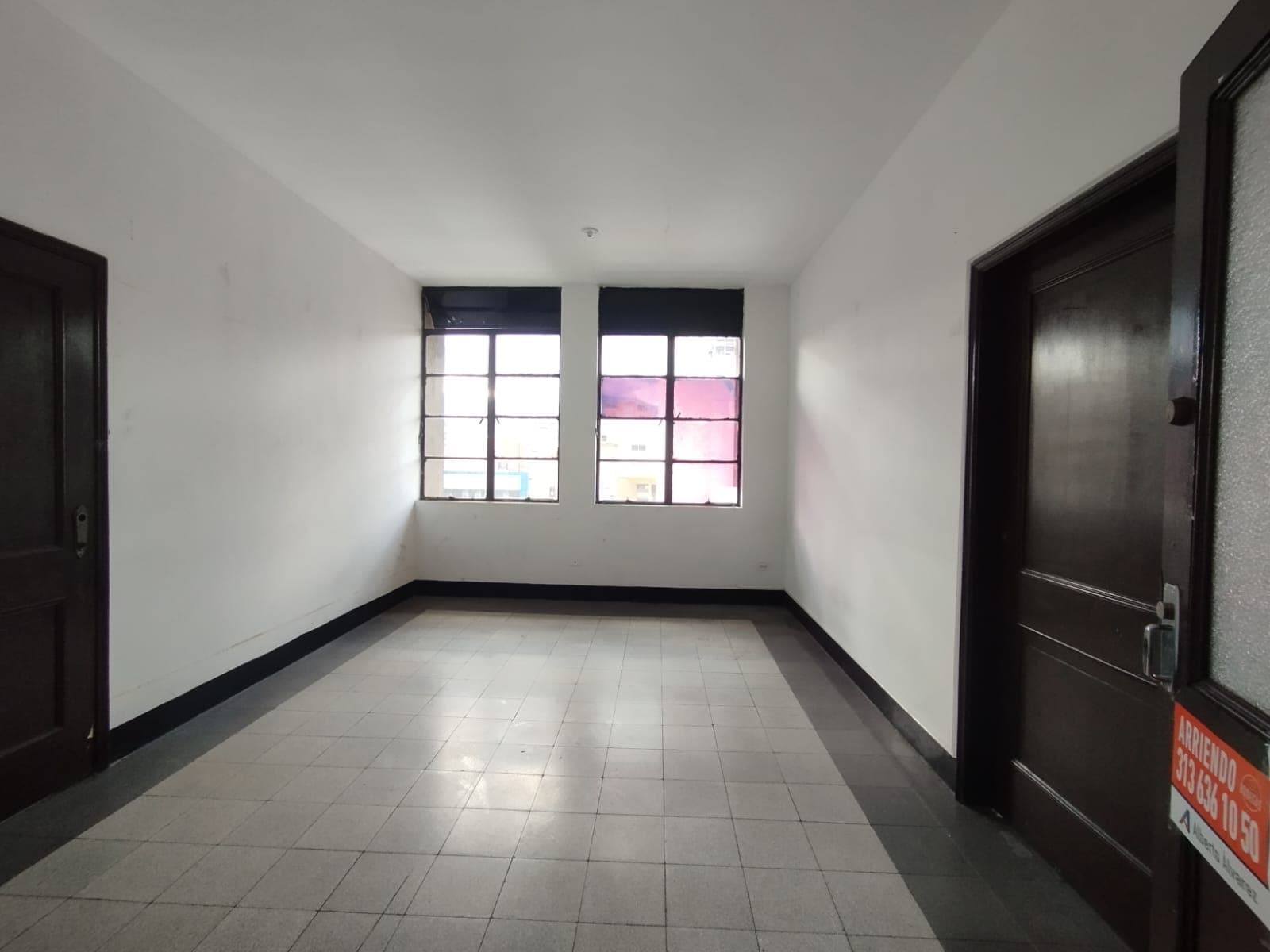 Oficina en arriendo en Centro, Medellín — foto 1 de 10