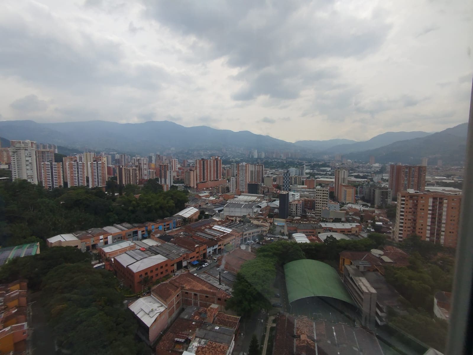 Apartamento en arriendo en Asdesillas Sabaneta — foto 1 de 20