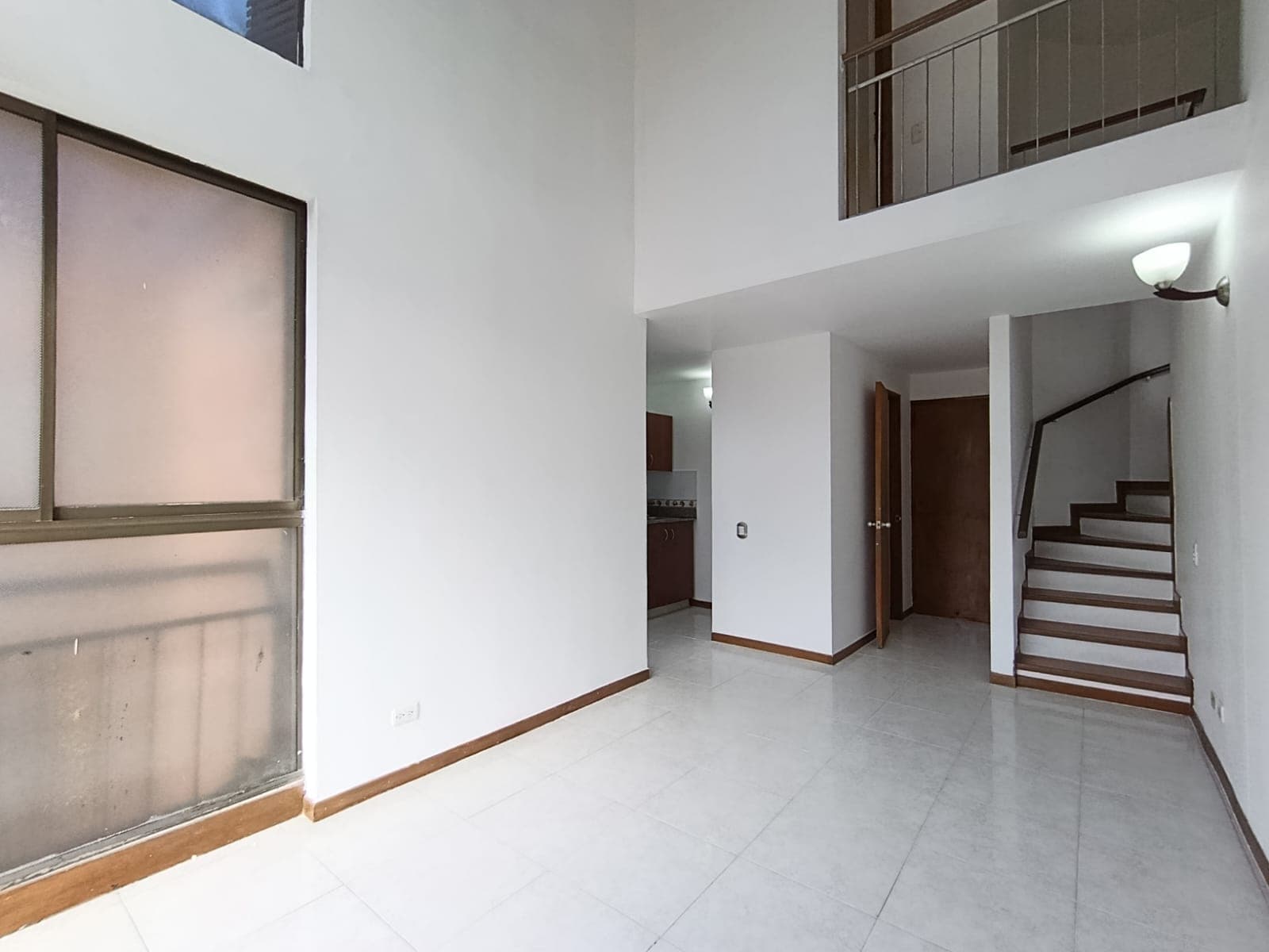 Apartamento en arriendo en Castropol, El Poblado, Medellín — foto 2 de 20