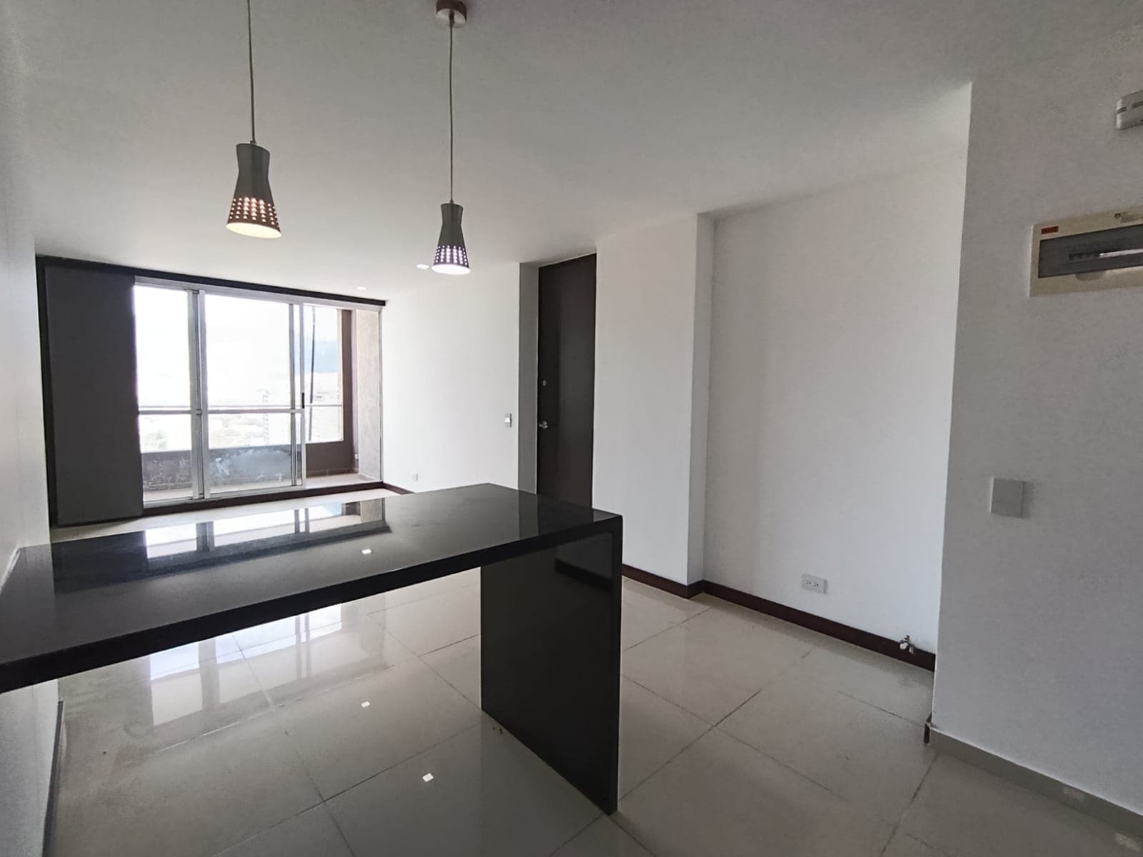 Apartamento en arriendo en Ciudad Del Rio, El Poblado, Medellín — foto 4 de 18