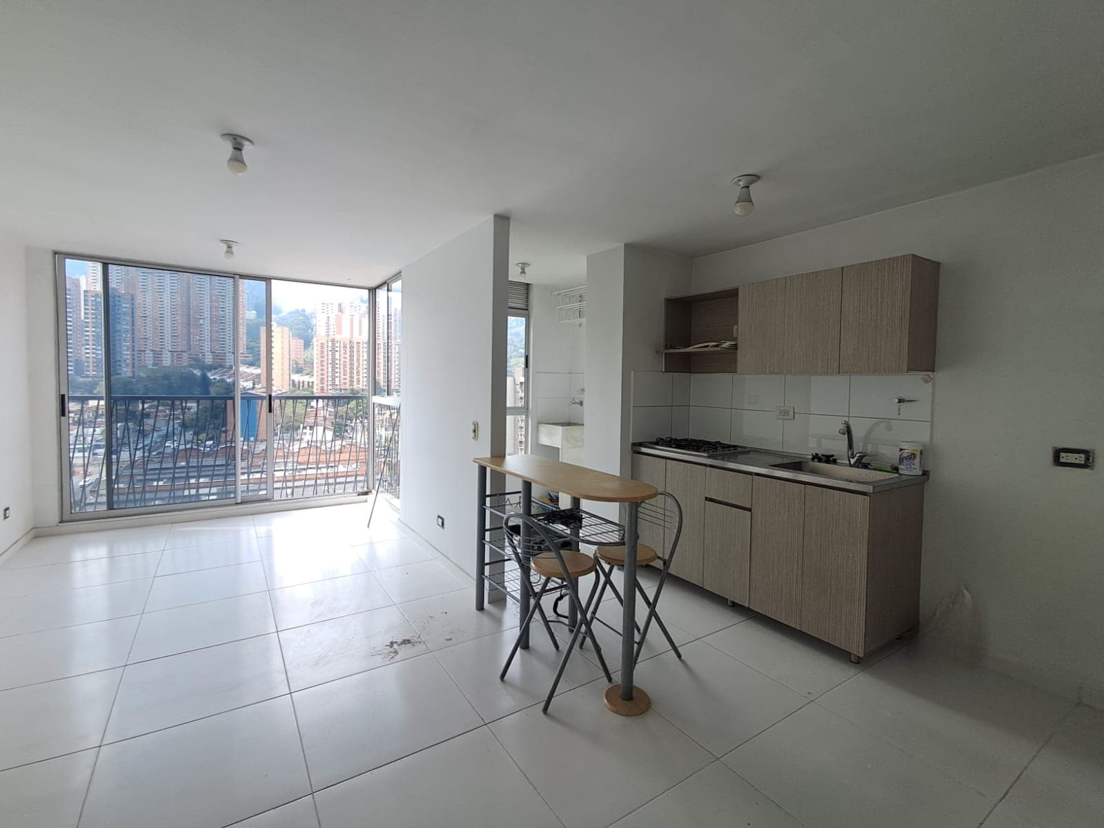Apartamento en arriendo en Mayorca, Sabaneta — foto 1 de 20
