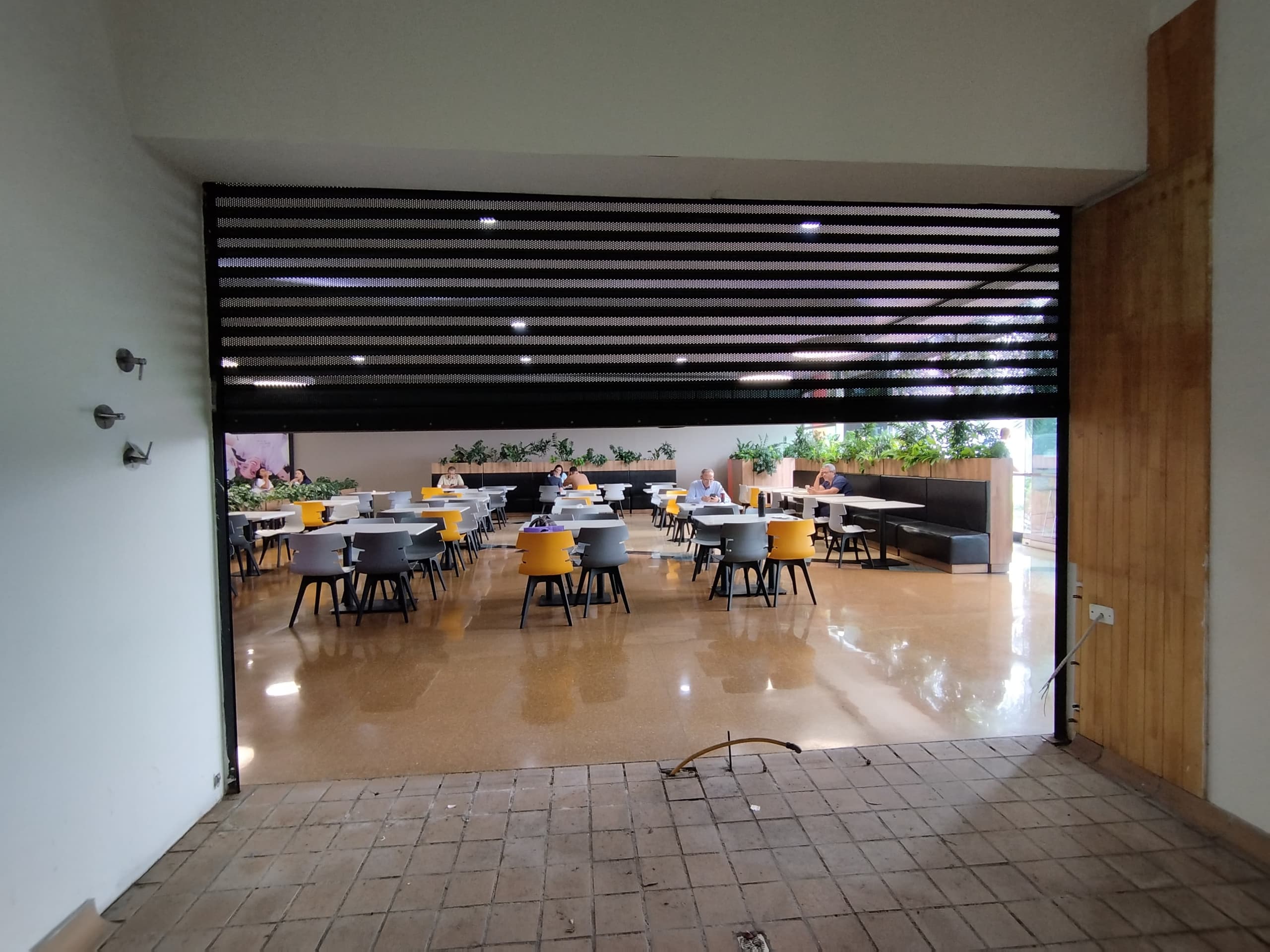 Local en arriendo en Perpetuo Socorro, Centro, Medellín — foto 3 de 11