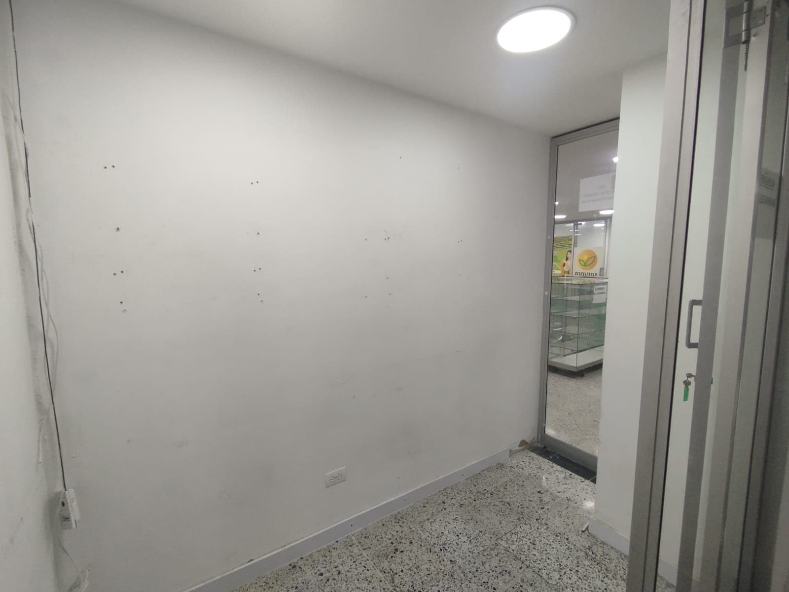 Local en arriendo en La Candelaria, Centro, Medellín — foto 5 de 8
