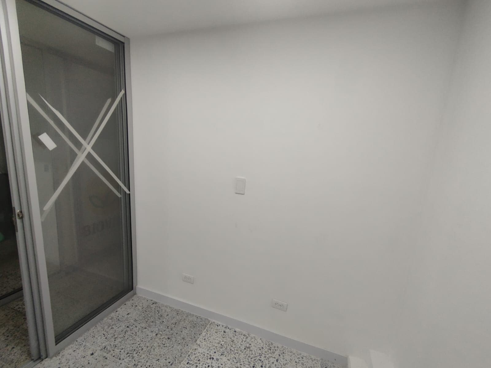 Local en arriendo en La Candelaria, Centro, Medellín — foto 3 de 10