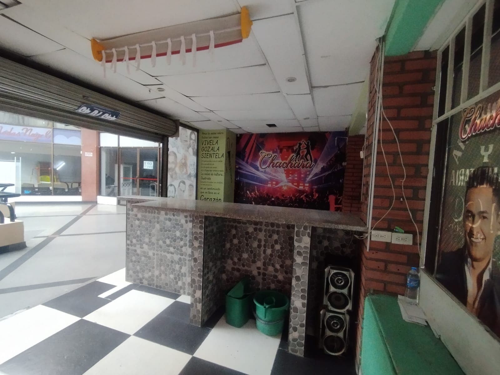 Local en arriendo en La Candelaria, Centro, Medellín — foto 3 de 10