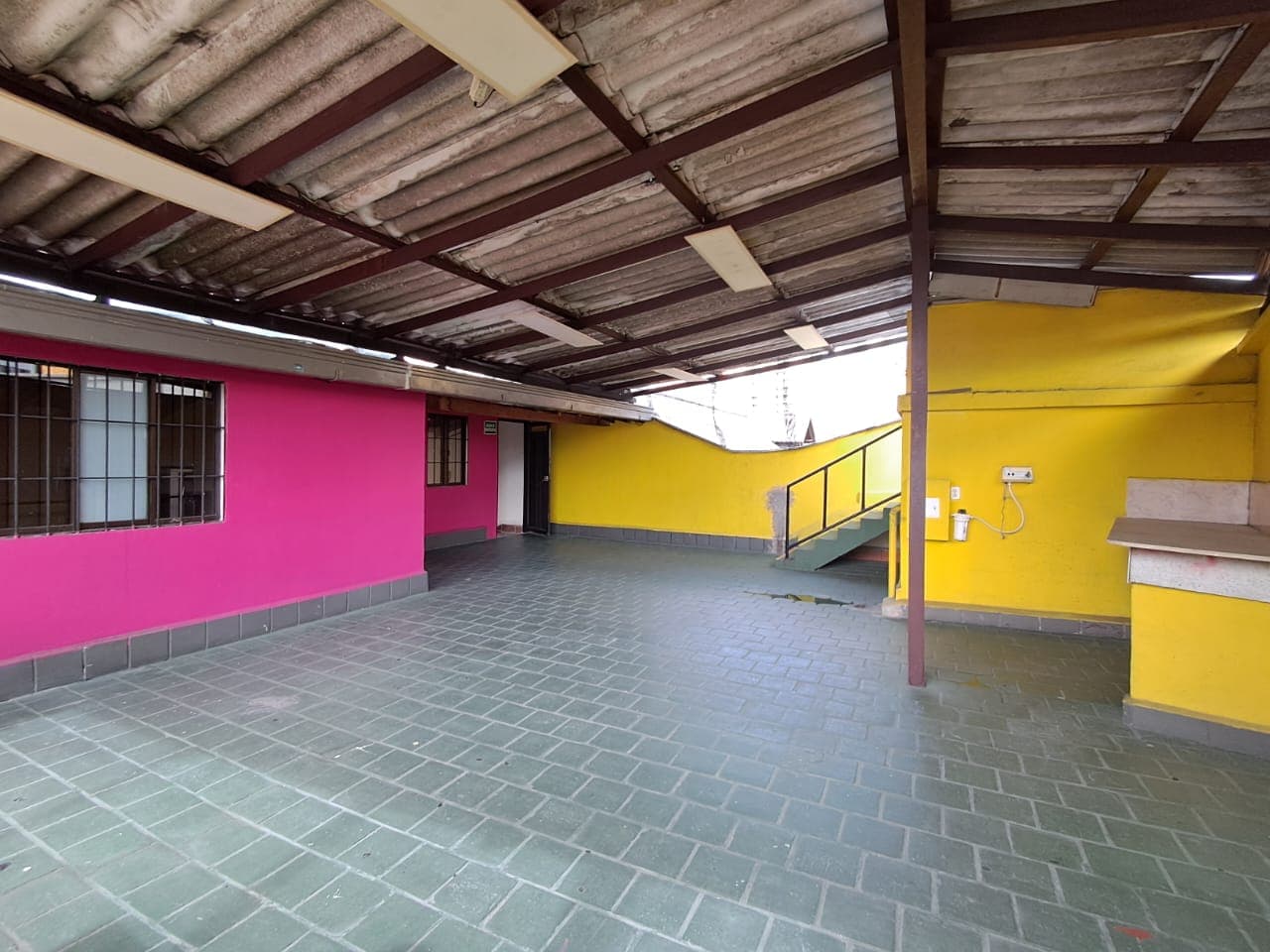 Edificio en arriendo en La Candelaria, Centro, Medellín — foto 4 de 20