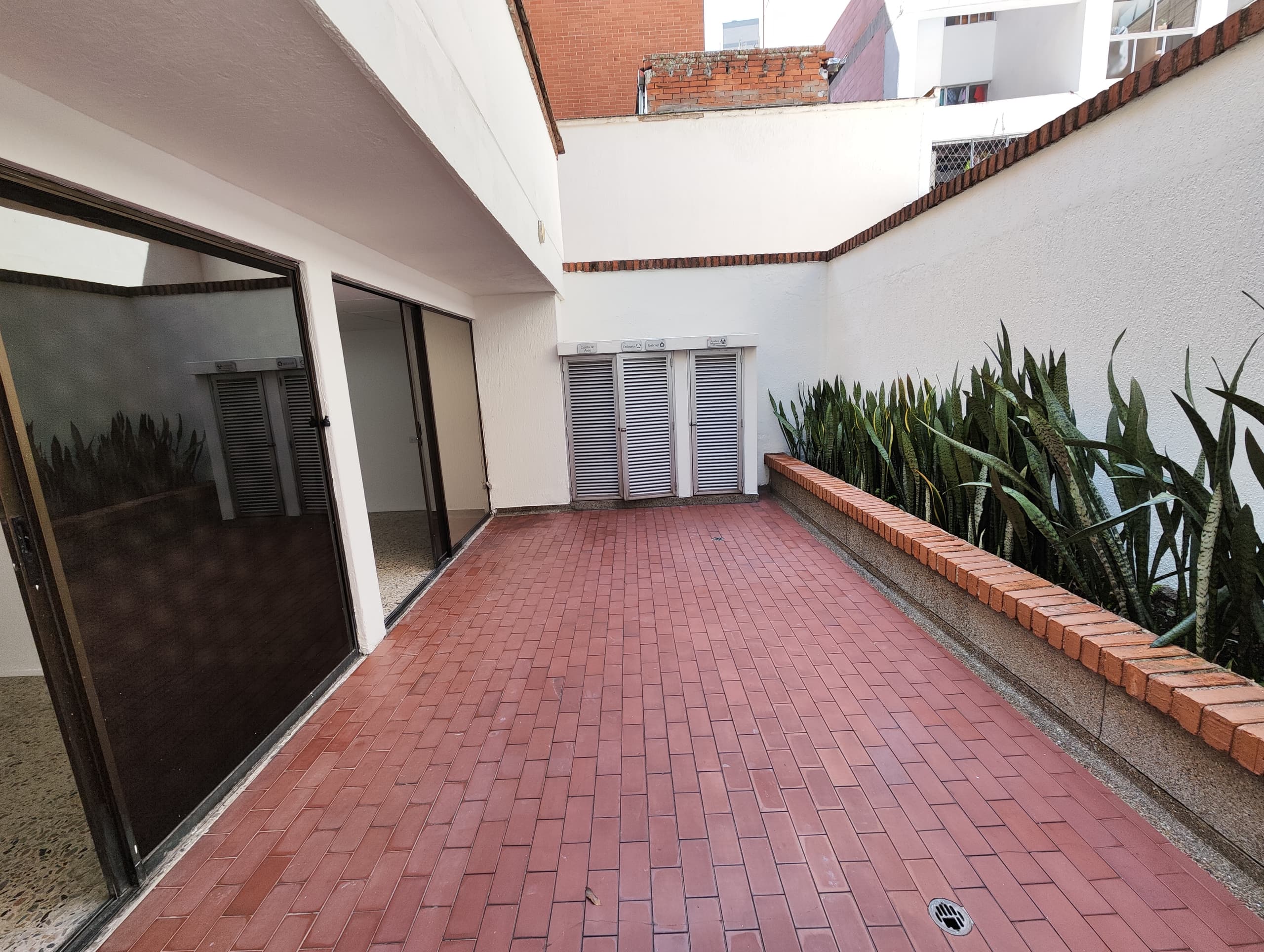 Local en arriendo en Laureles, Medellín — foto 5 de 14