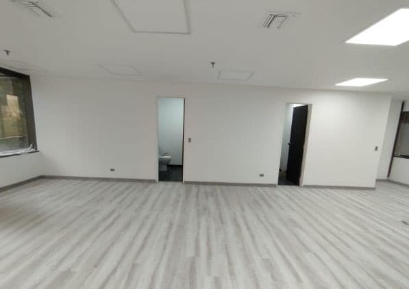 Oficina en arriendo en El Poblado, Medellín — foto 3 de 12