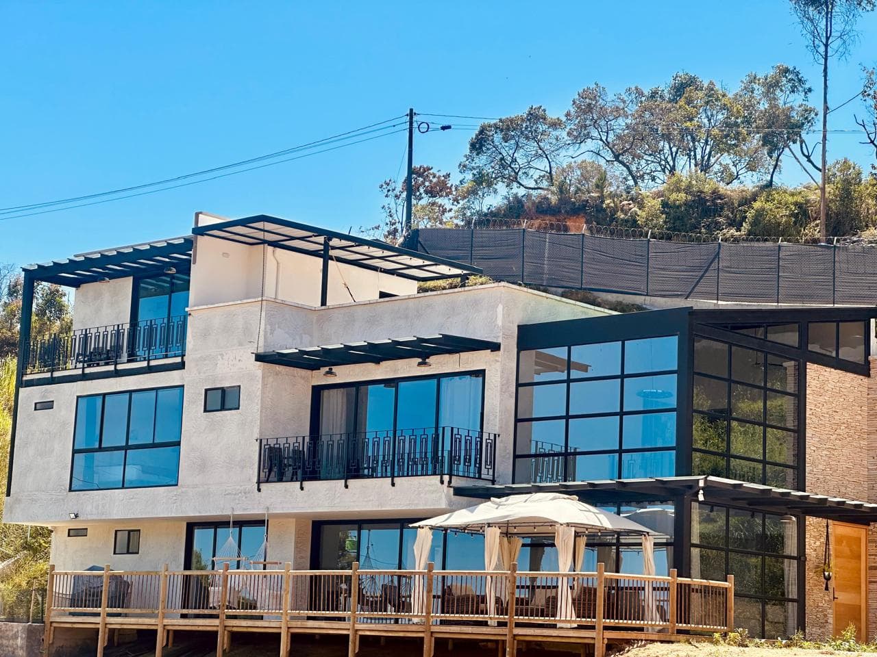 Finca en arriendo en Marinilla — foto 1 de 18