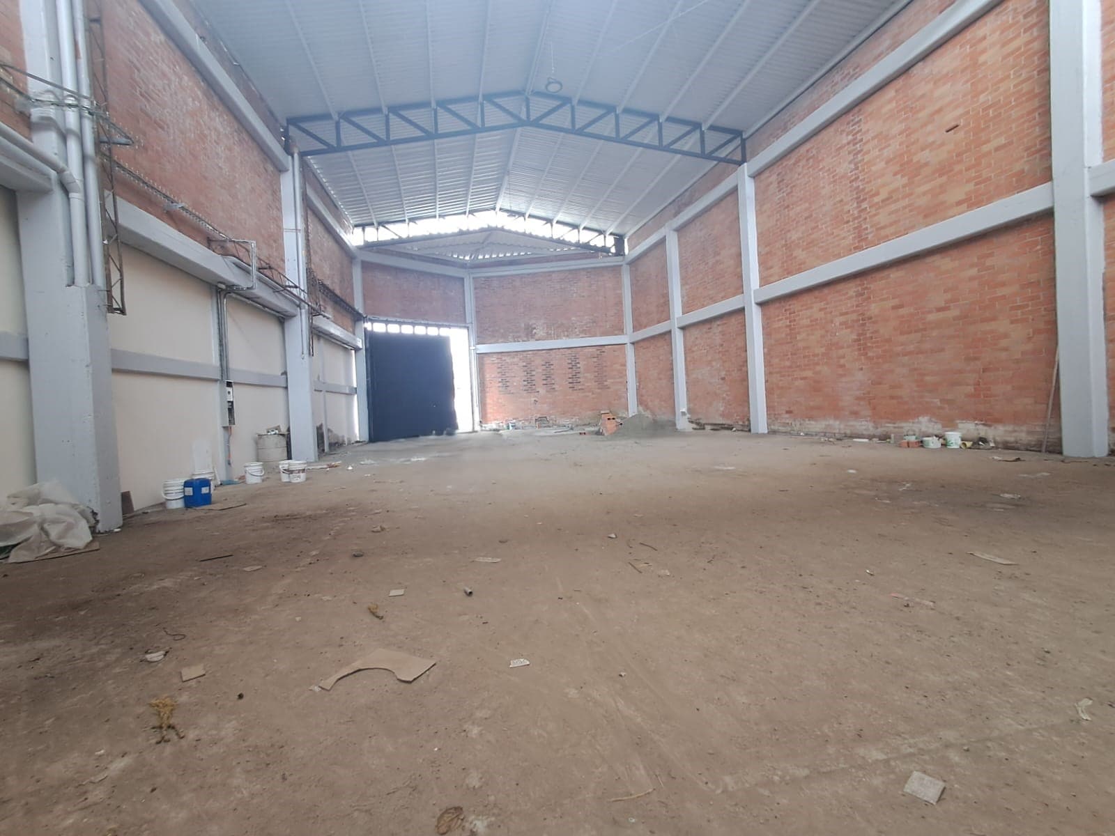 Bodega en arriendo en Dosquebradas — foto 1 de 8