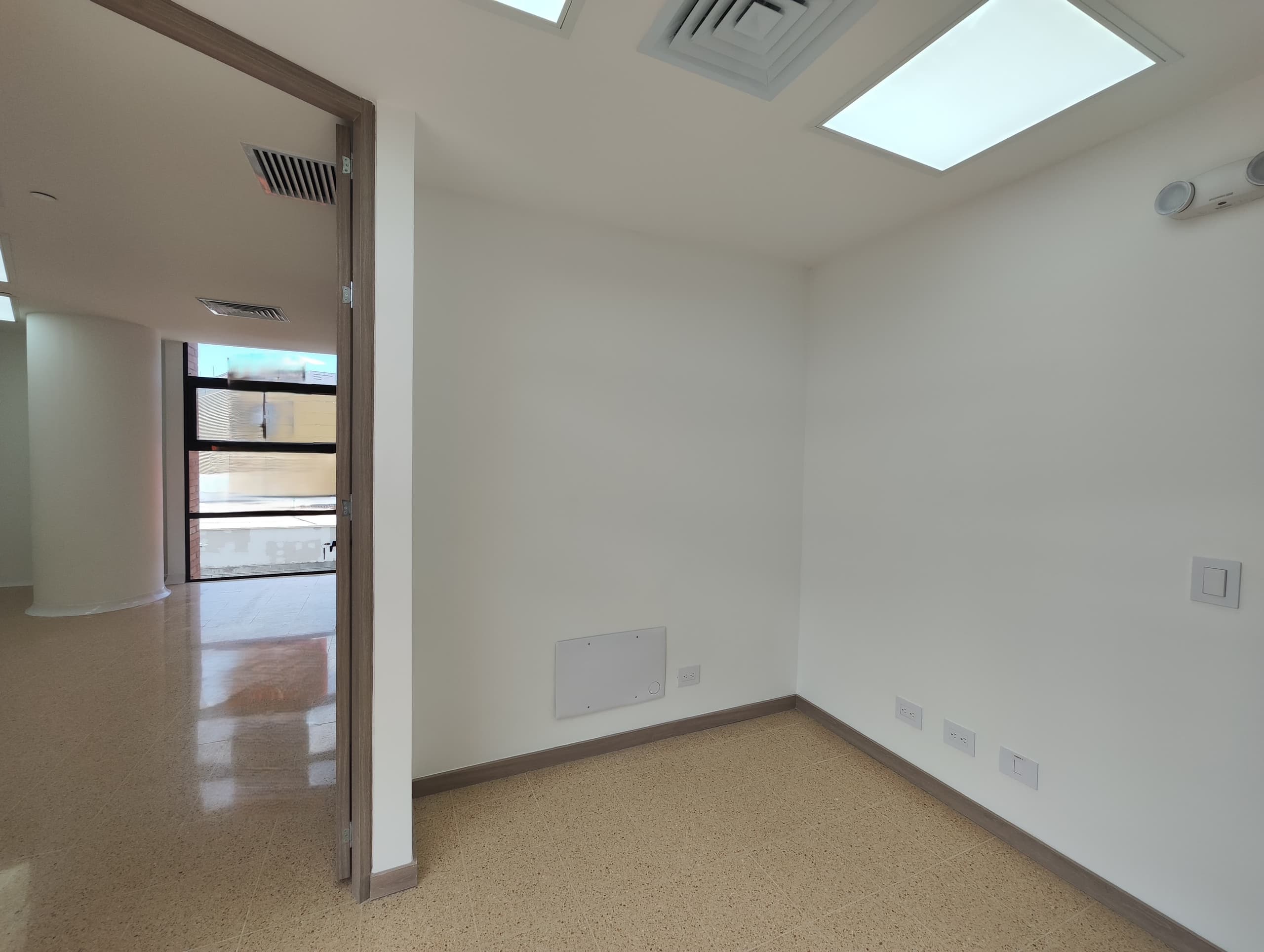 Consultorio en arriendo en San Diego, El Poblado, Medellín — foto 5 de 13