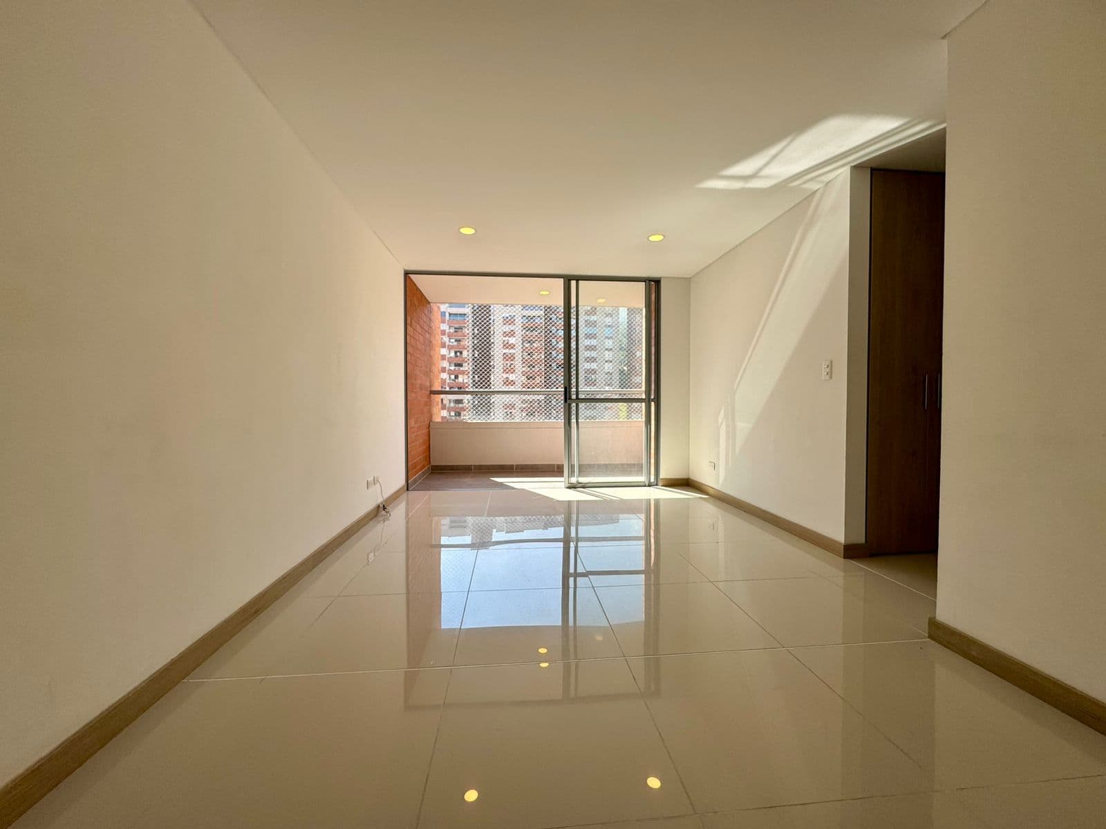 Apartamento en arriendo en El Chinguí, Envigado — foto 2 de 20