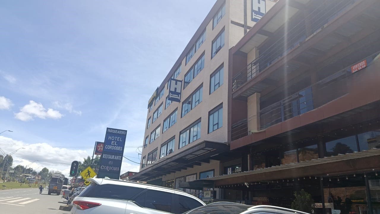 Local en arriendo en Marinilla — foto 1 de 14