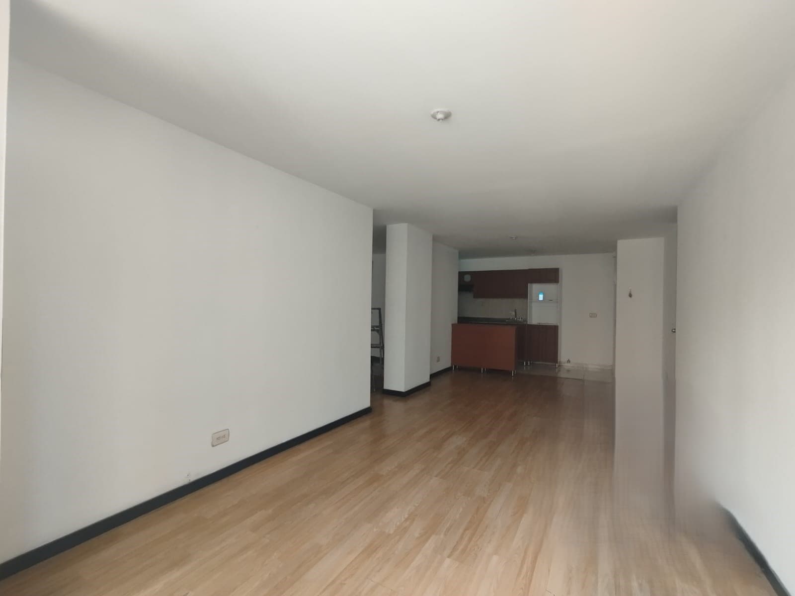 Apartamento en arriendo en Ciudad Del Rio, El Poblado, Medellín — foto 2 de 16