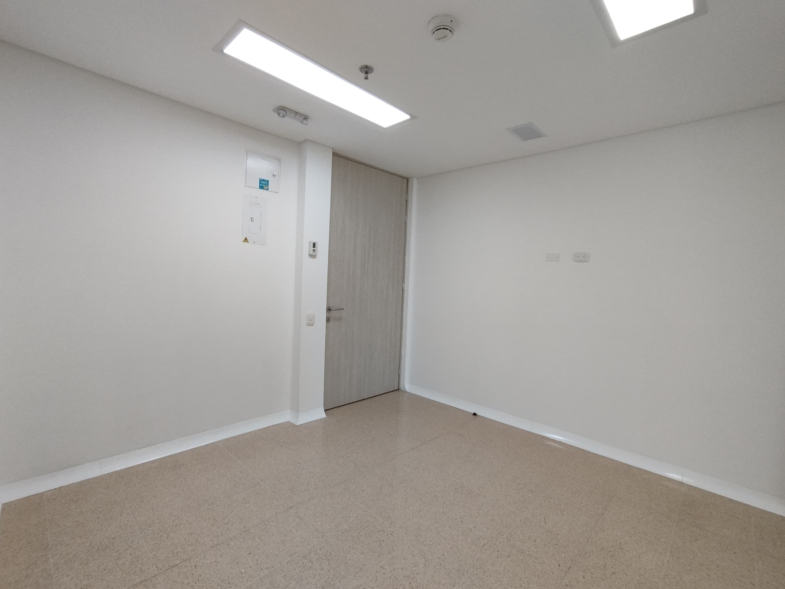 Consultorio en arriendo en Primavera, Envigado — foto 3 de 9