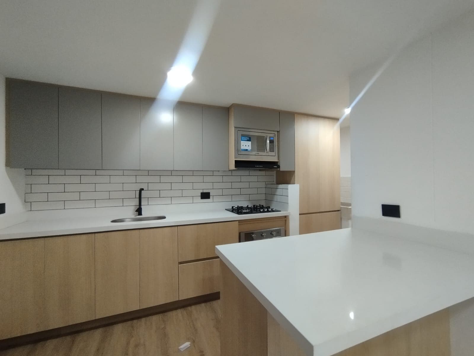 Apartamento en arriendo en Altos del Poblado Cola del Zorro, Medellín — foto 3 de 20
