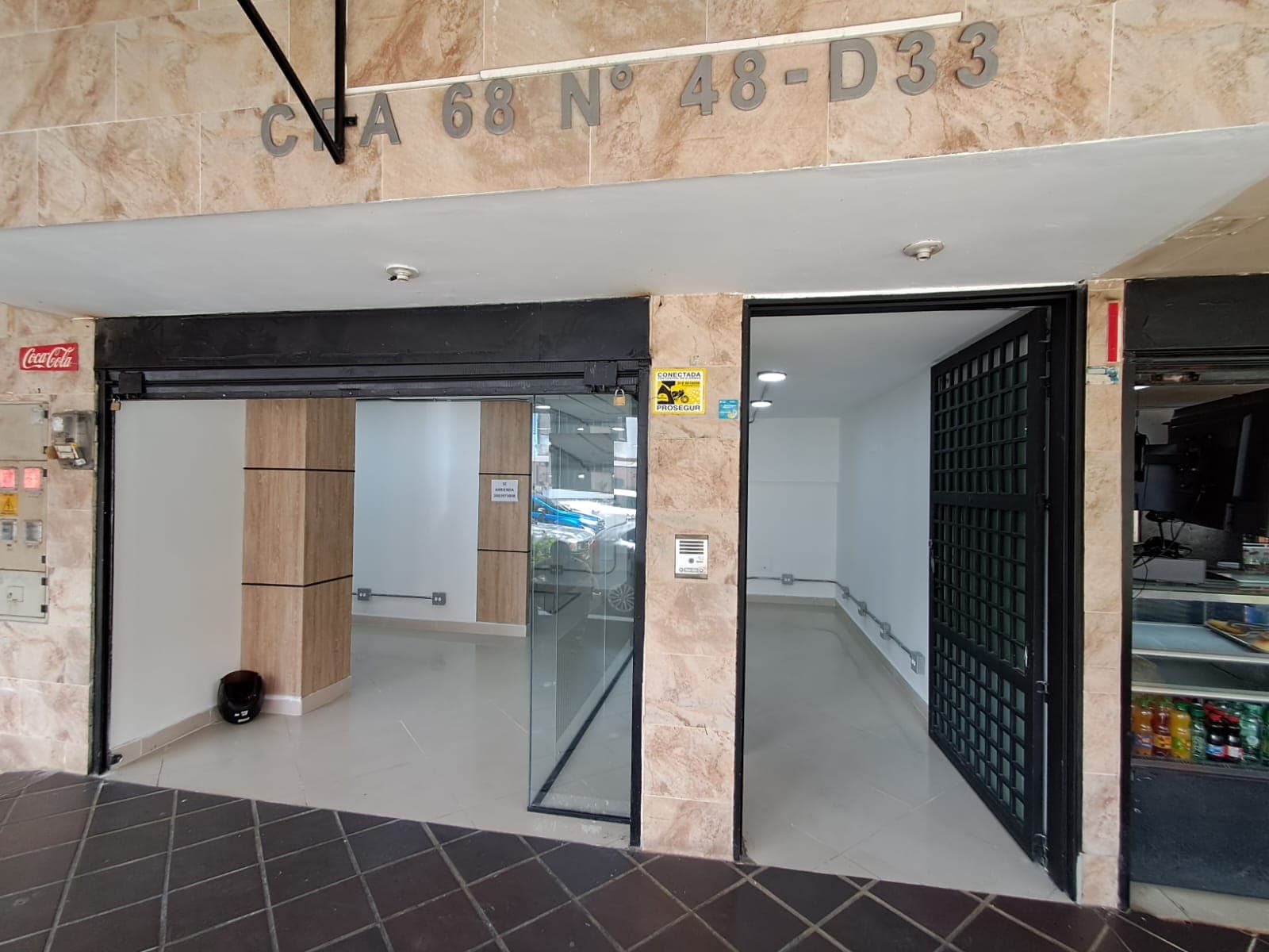 Local en arriendo en Suramericana, Laureles, Medellín — foto 1 de 20