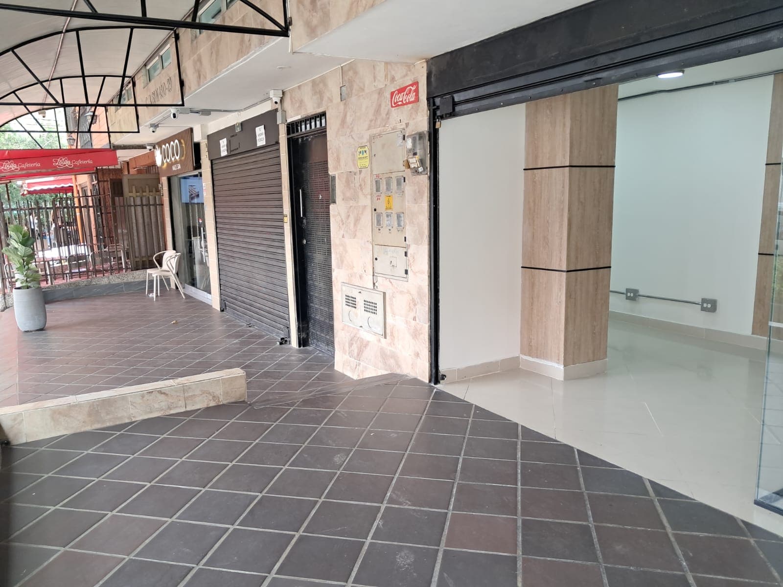 Local en arriendo en Suramericana, Laureles, Medellín — foto 2 de 20