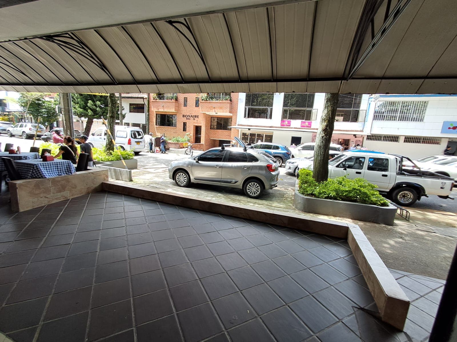 Local en arriendo en Suramericana, Laureles, Medellín — foto 4 de 20