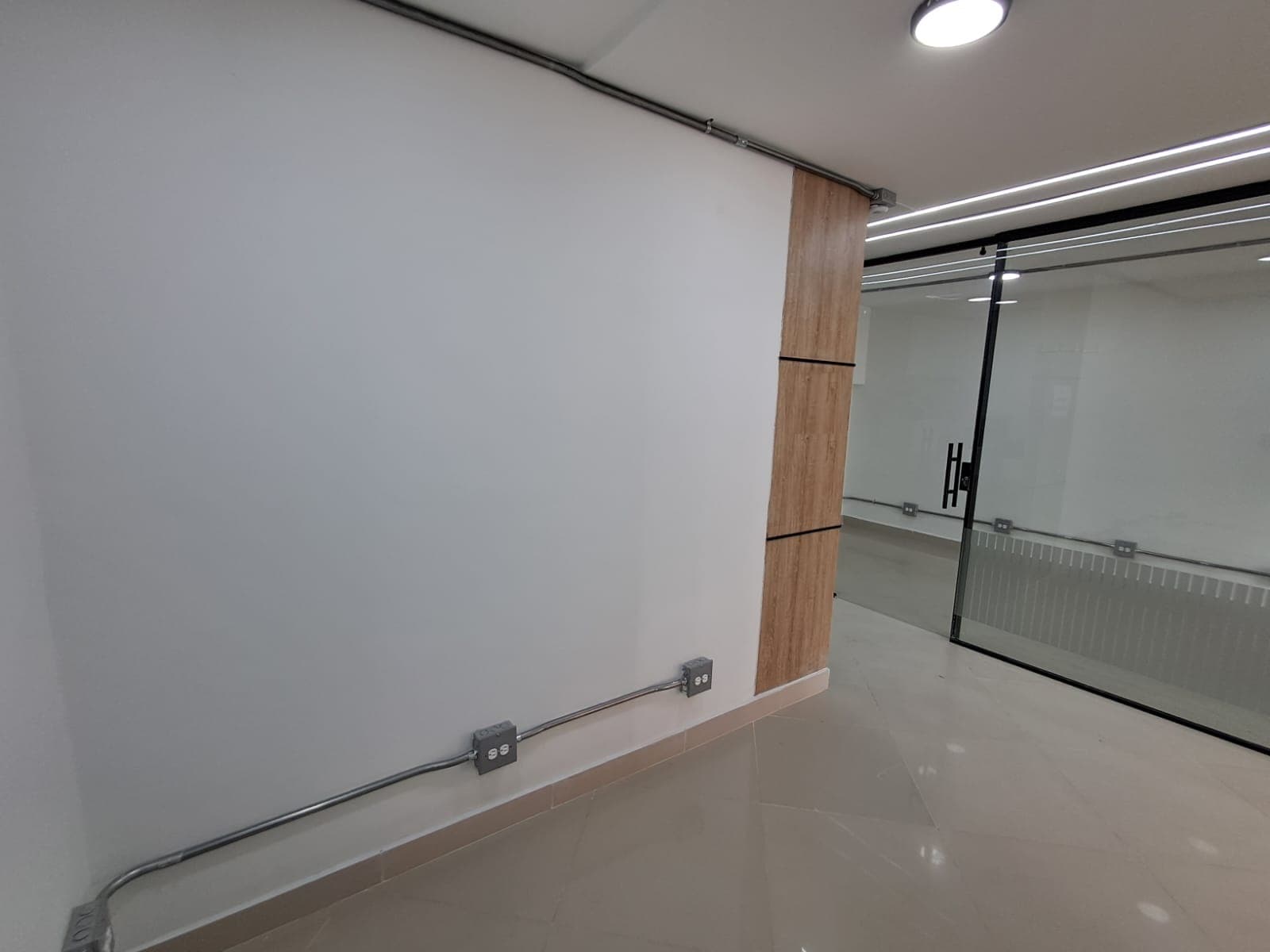 Local en arriendo en Suramericana, Laureles, Medellín — foto 5 de 20