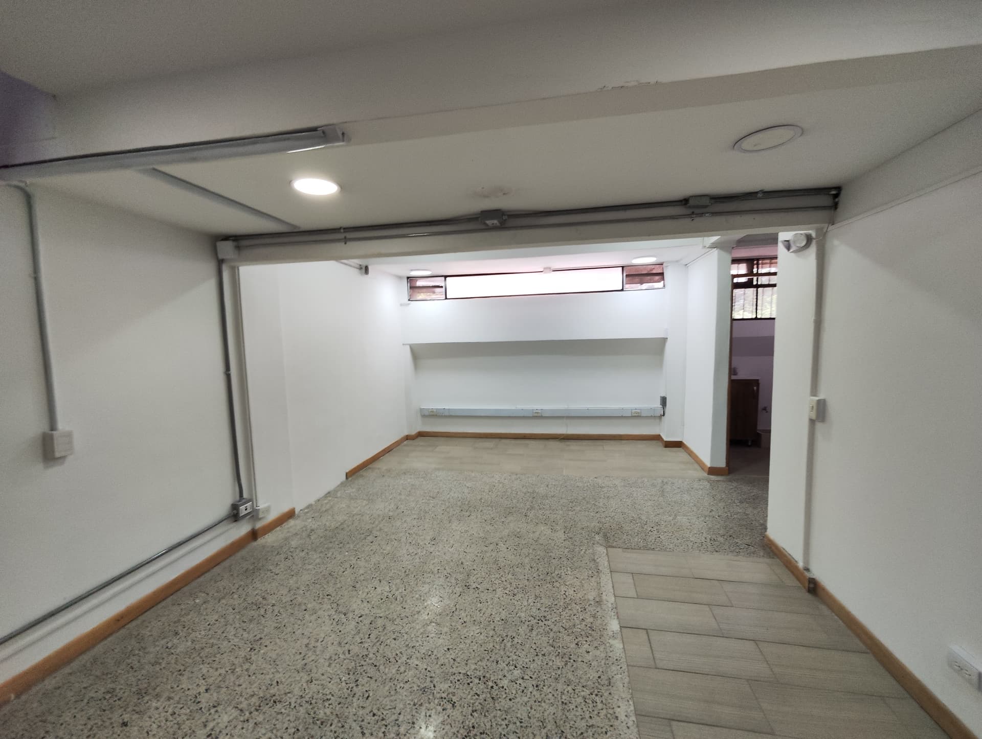 Oficina en arriendo en Villa Grande, Envigado — foto 1 de 10