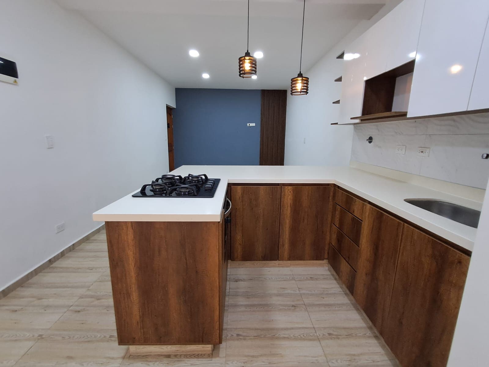 Apartamento en arriendo en Granada, Belen, Medellín — foto 1 de 20
