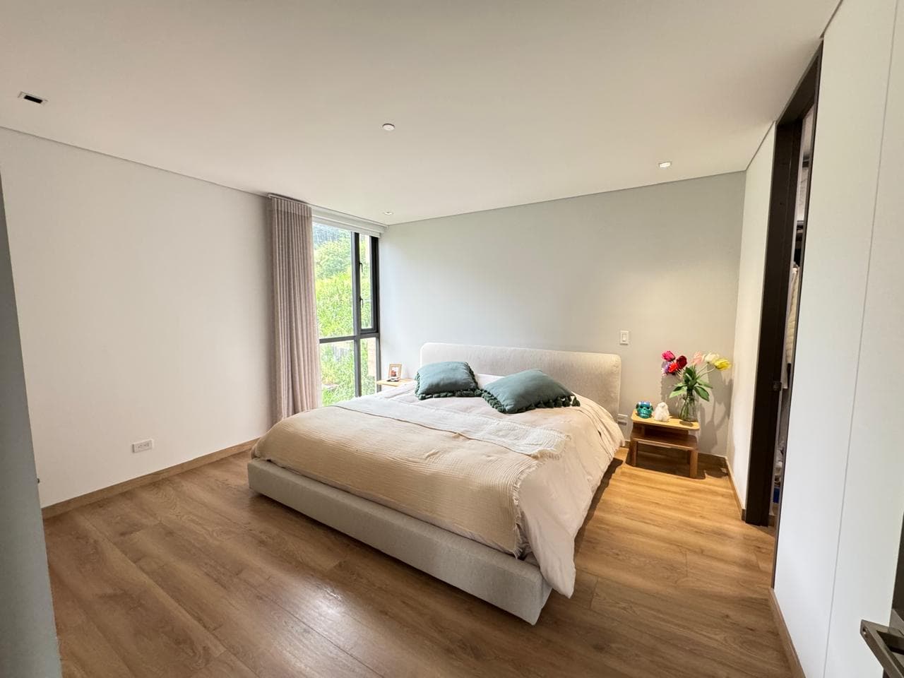 Apartamento en arriendo en Altos del Poblado Cola del Zorro, Medellín — foto 3 de 18