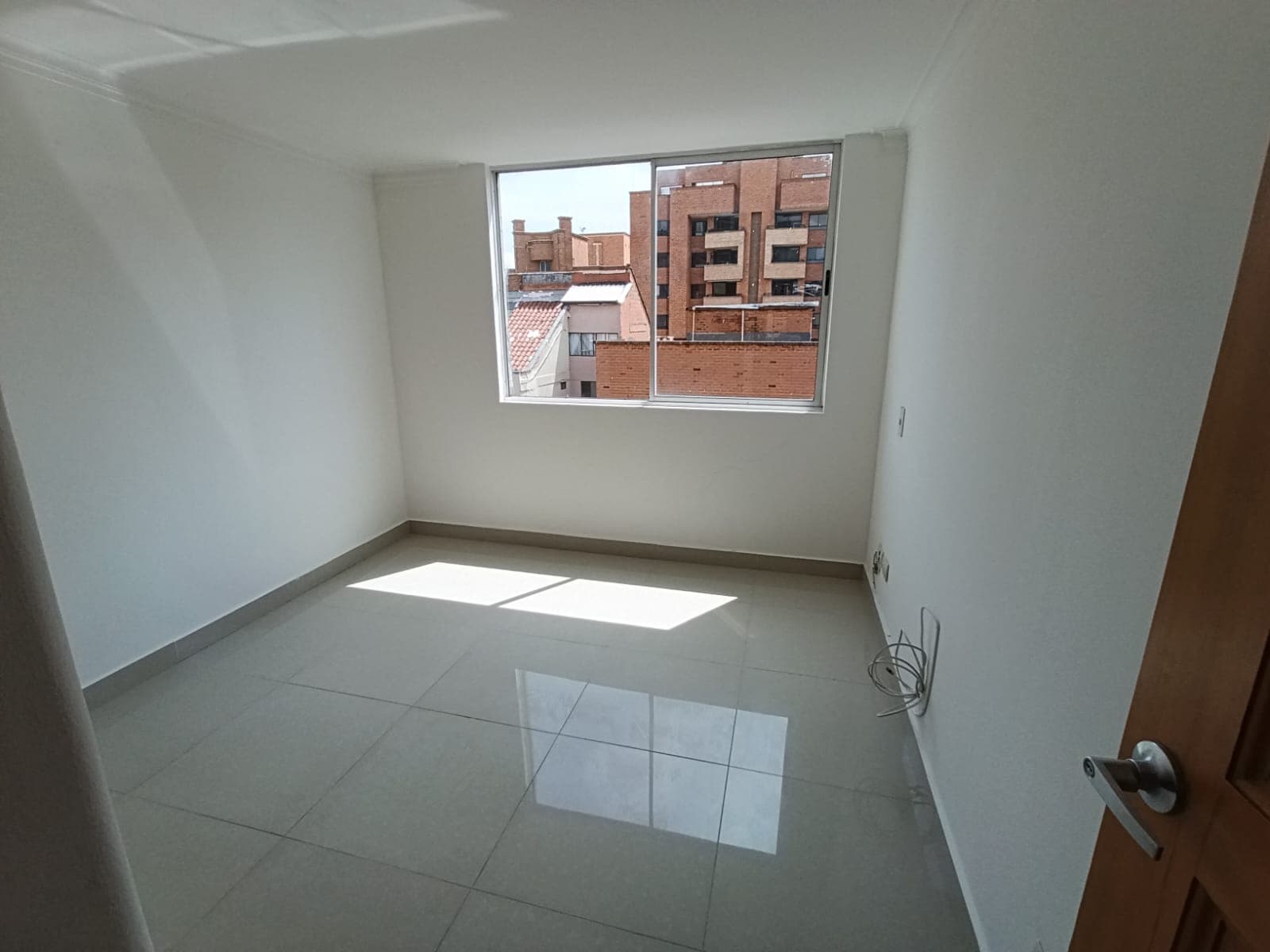 Apartamento en arriendo en Laureles, Medellín — foto 2 de 16