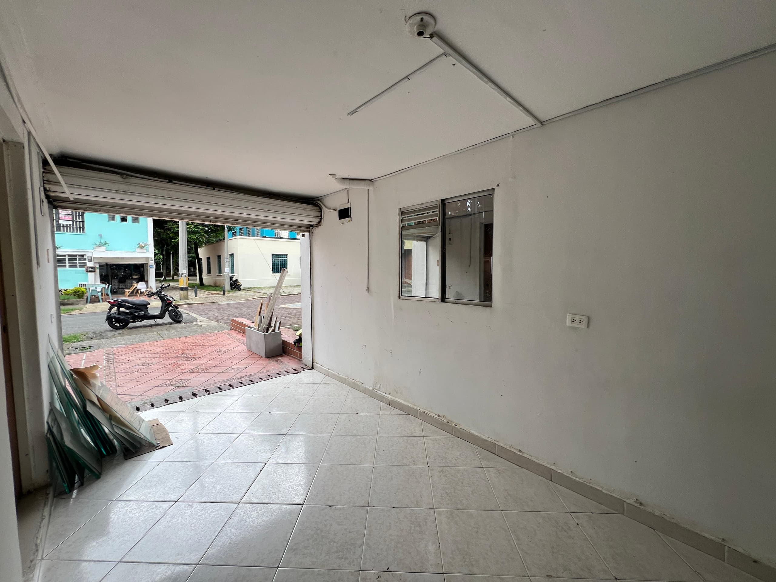 Local en arriendo en San Joaquín, Laureles, Medellín — foto 5 de 18