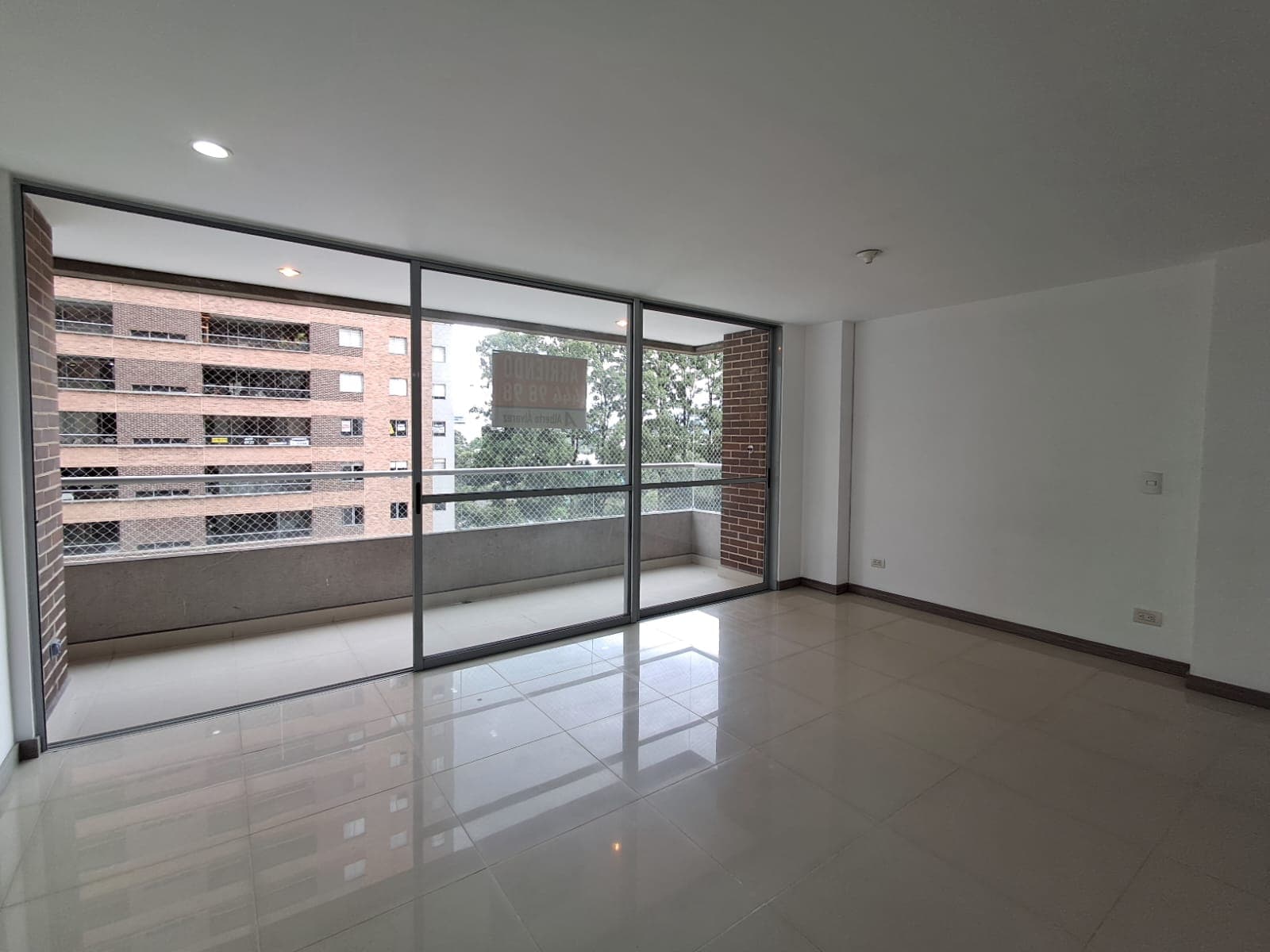 Apartamento en arriendo en Ciudad del Rio, El Poblado, Medellín — foto 5 de 20