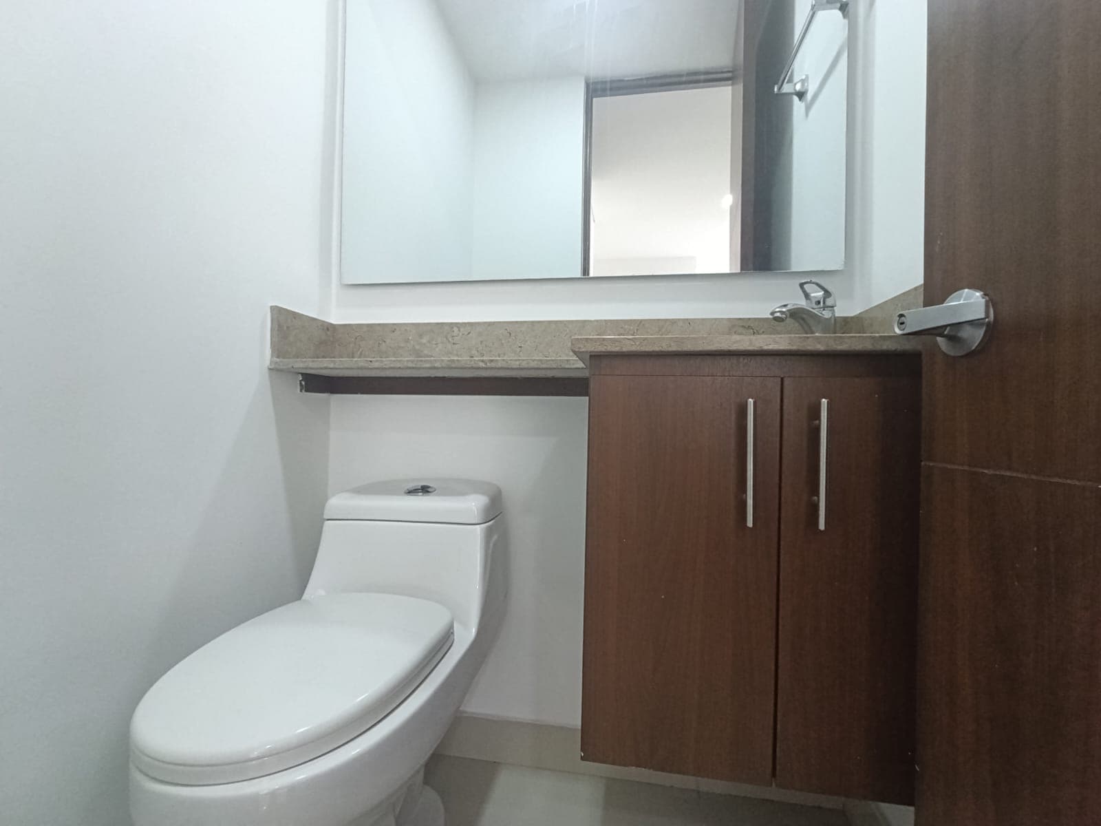 Apartamento en arriendo en Bosques De Zúñiga, Envigado — foto 4 de 18