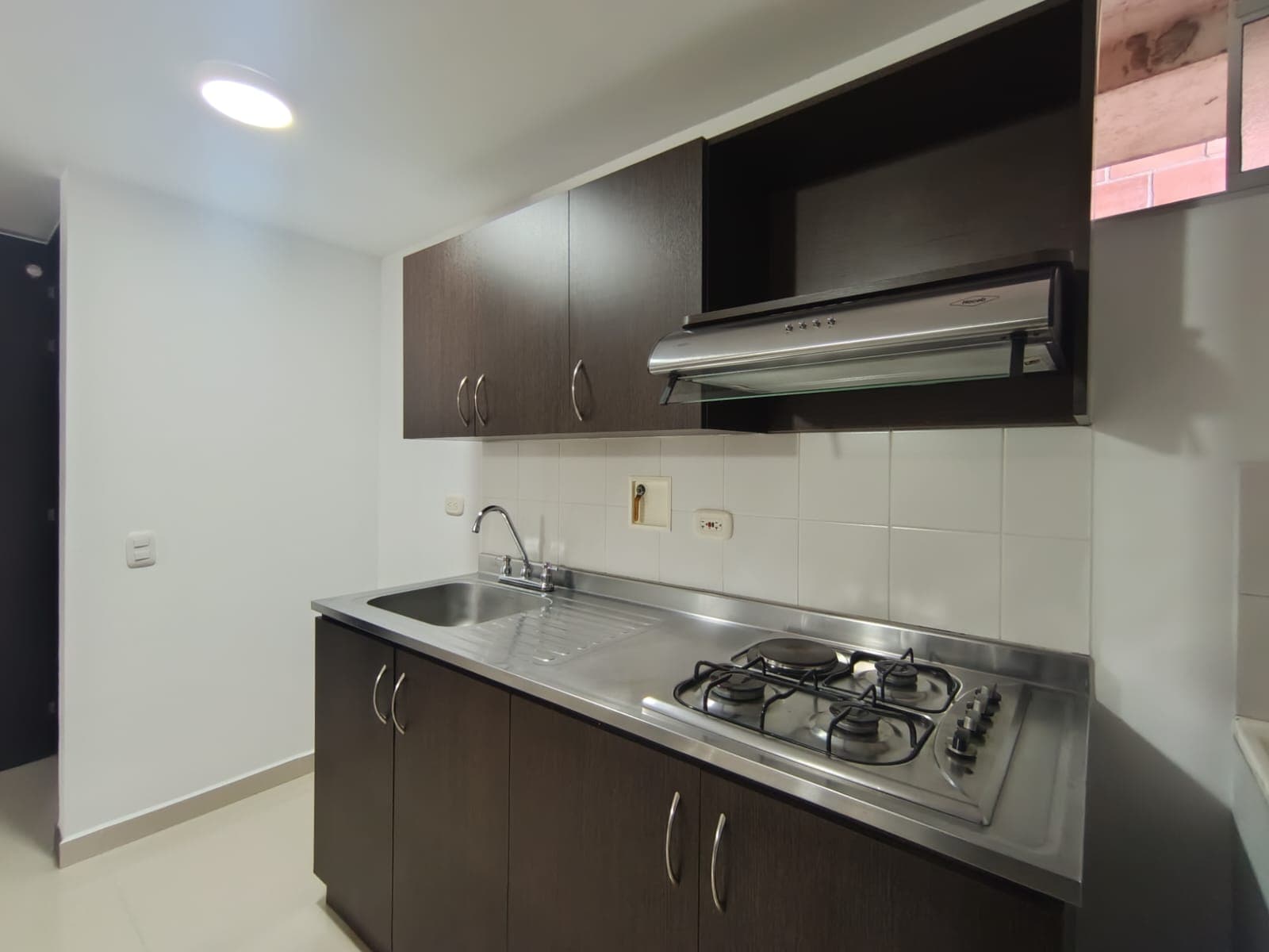 Apartaestudio en arriendo en El Nogal Los Almendros, Belen, Medellín — foto 5 de 20